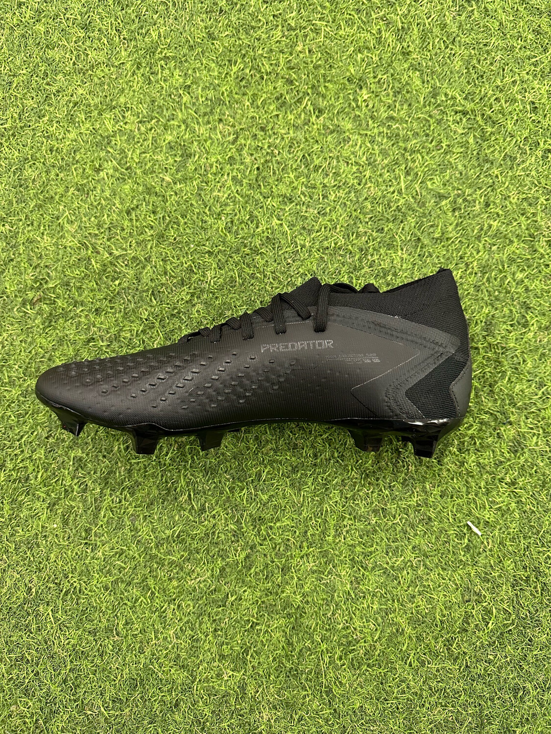 Predator Accuracy PRO FG