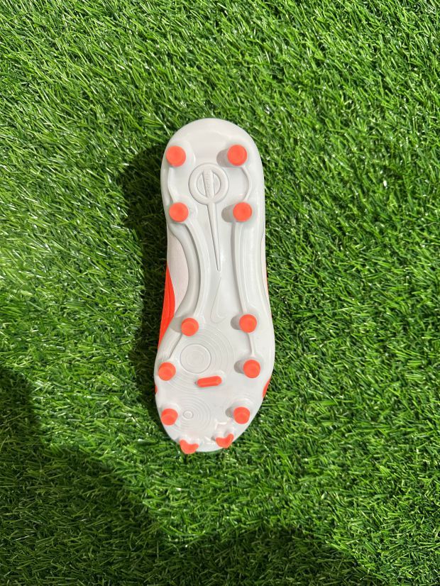 NIKE Legend 10 FG/MG
