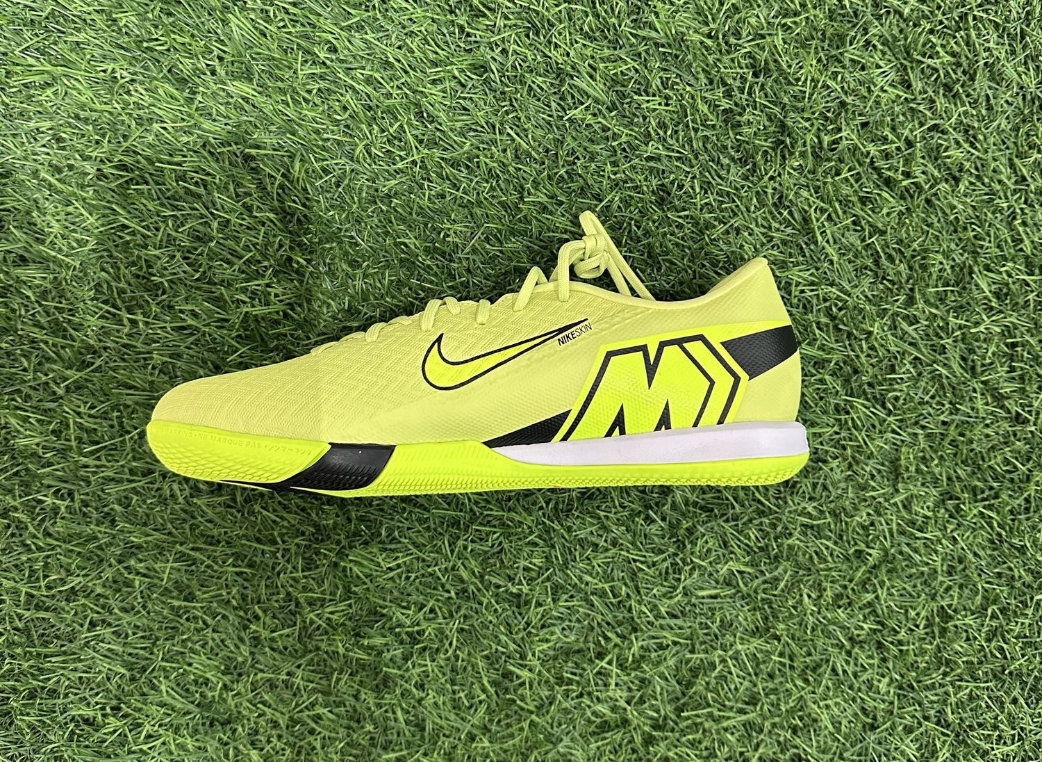Nike Vapor IC