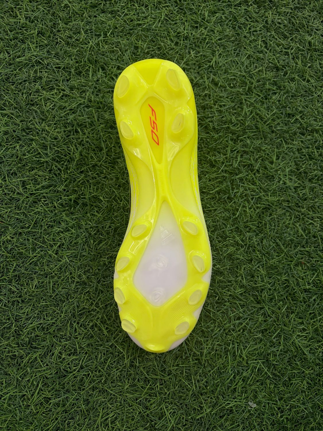 Adidas F50 MG