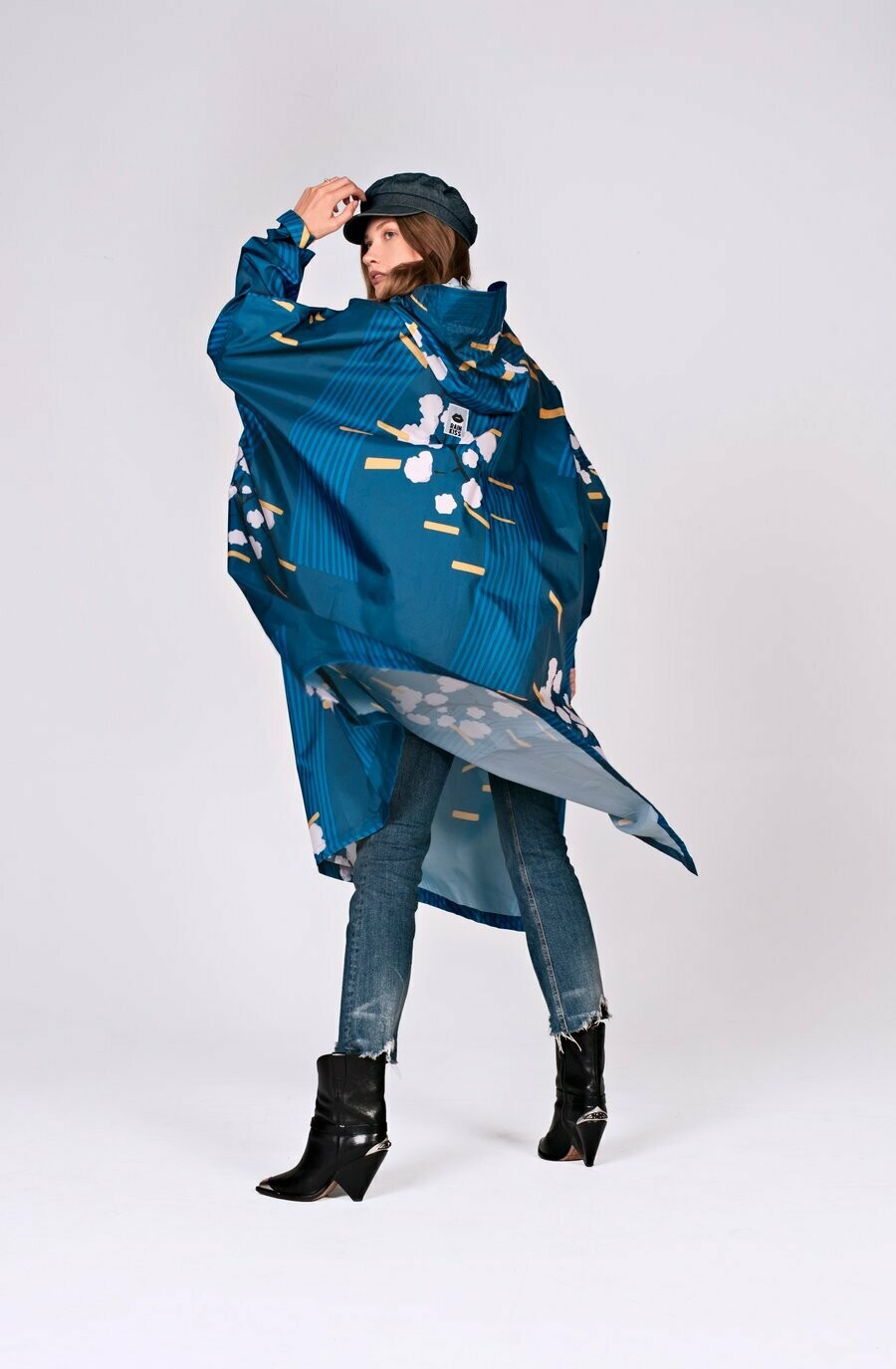 Rainkiss Poncho Japanese Blossom
