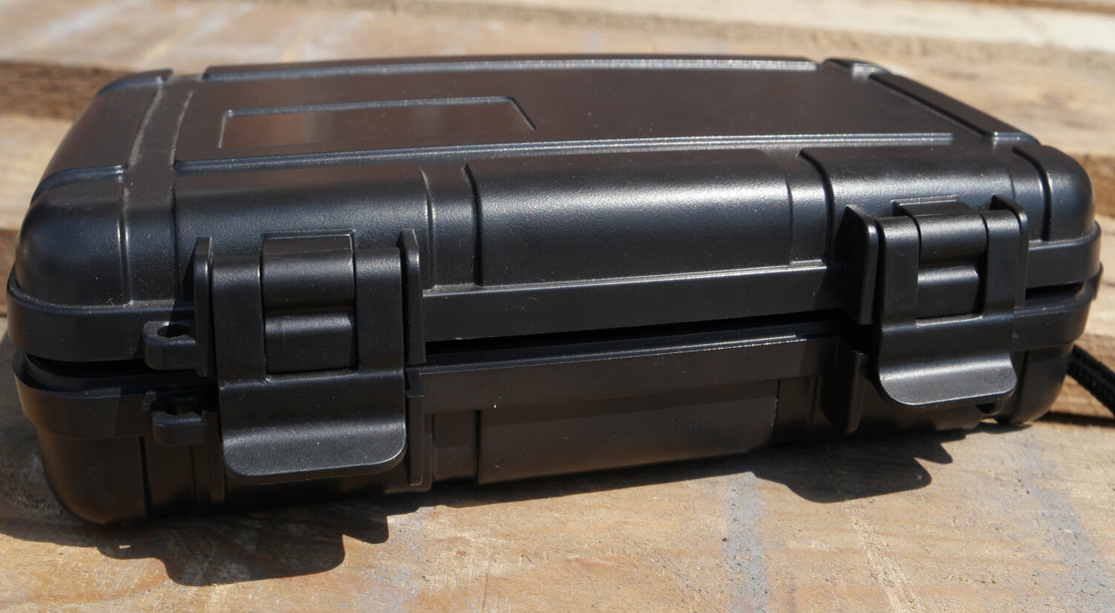 BOX WATERDICHT ZWART