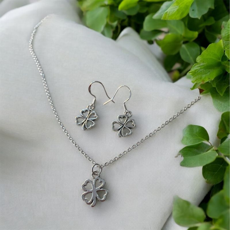 “Shamrock” Jewellery Set