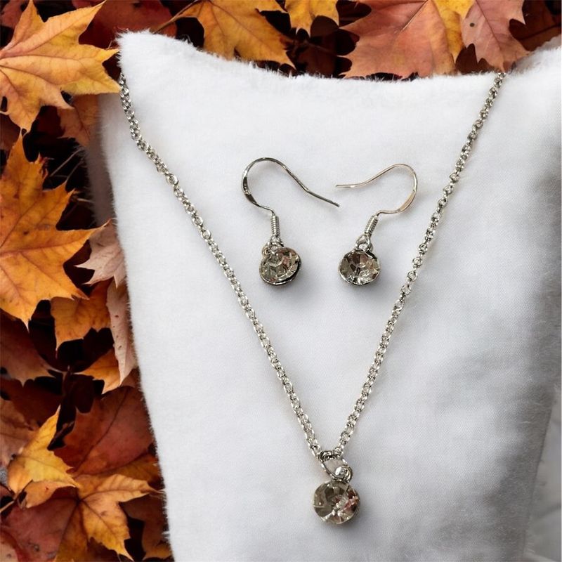 “Clear Stone” Jewellery Set