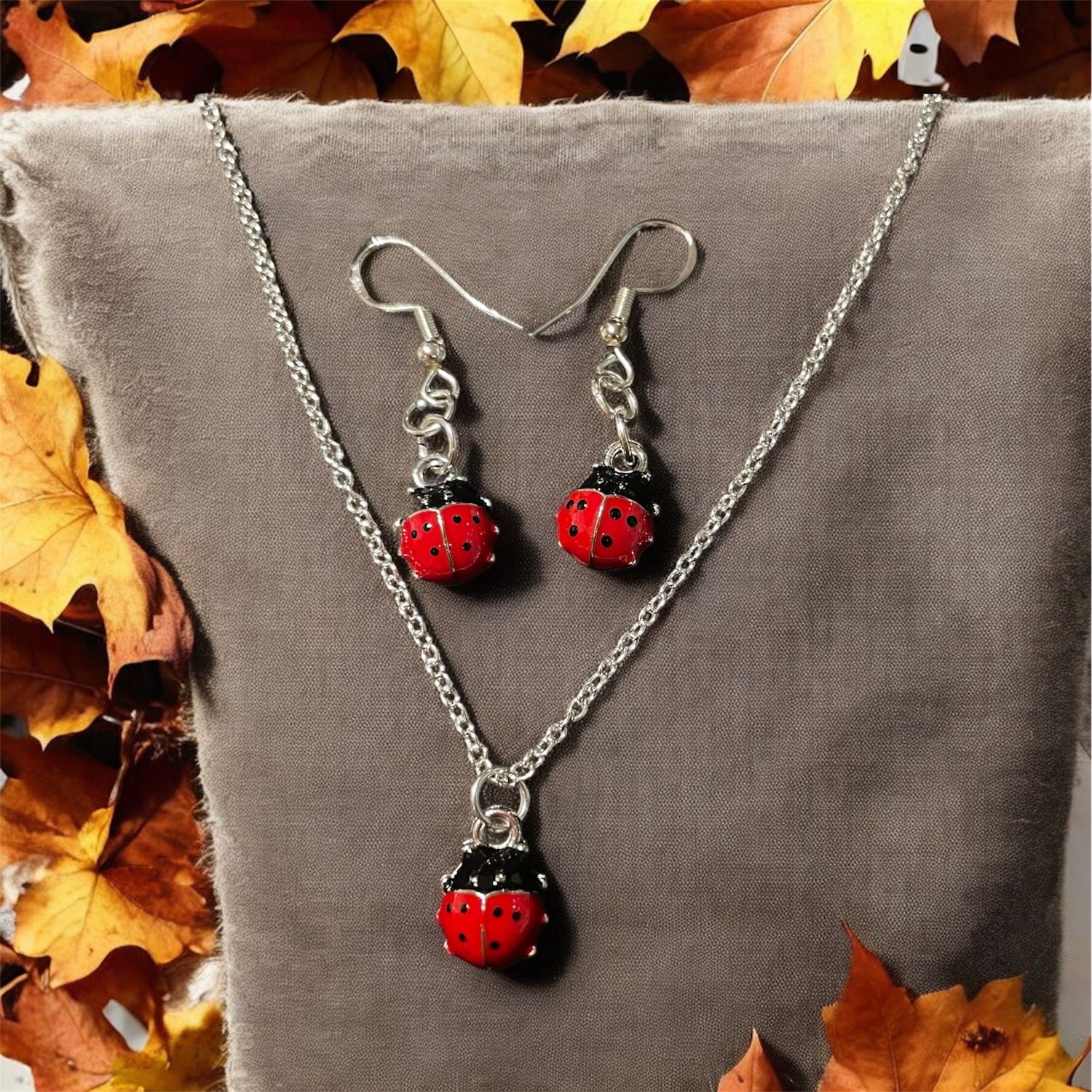 “Ladybug” Jewellery Set