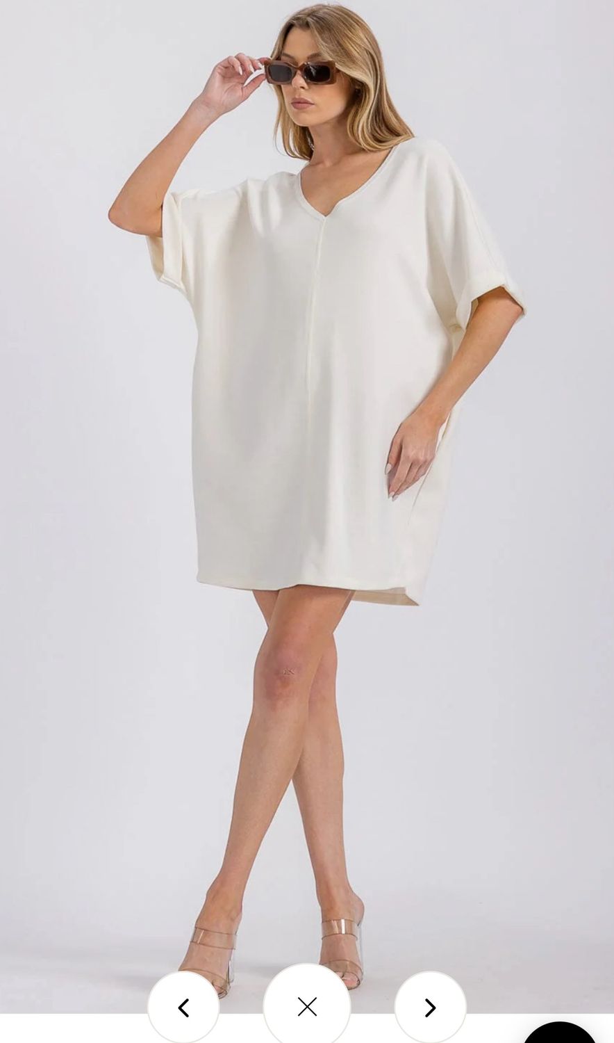 WOMEN&#39;S SHORT SLEEVE FRONT POCKETS V-NECK TUNIC MINI DRESS