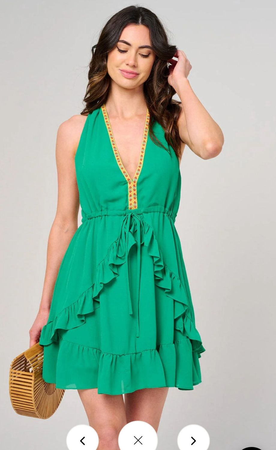 WOMEN&#39;S SLEEVELESS V-NECK RUFFLE TRIM DETAILED MINI DRESS