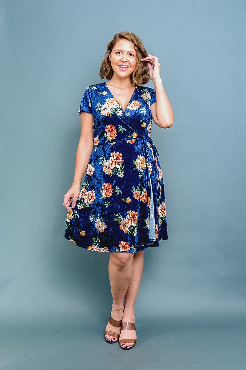 Plus Size Floral Print Velour Surplice V Neck A Line Midi Dress with Tie Waist