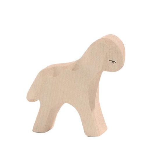 Lamb standing