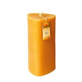 Dipam triangular candle 9 x 17 cm