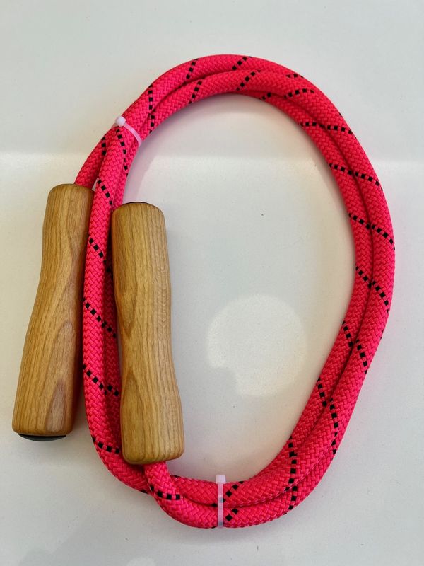 Skipping rope medium 198 cm (78”) - For body height 115-135 cm (45-53 inch)