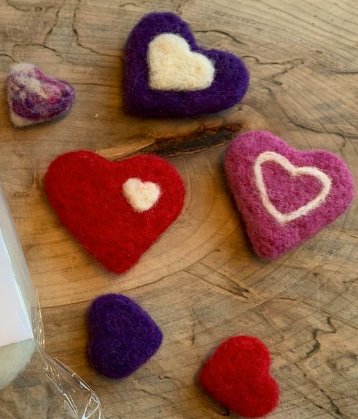 Pipit Kit - Needle felt Hearts