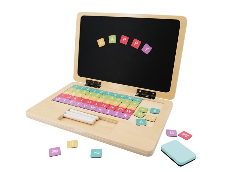 Computadora en madera