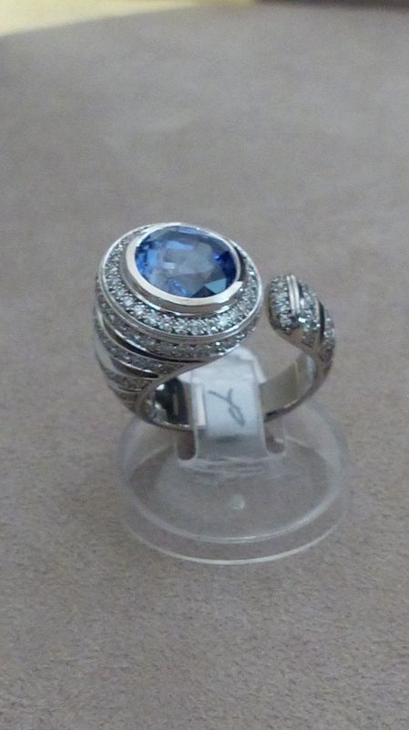 Bague Saphir diamants