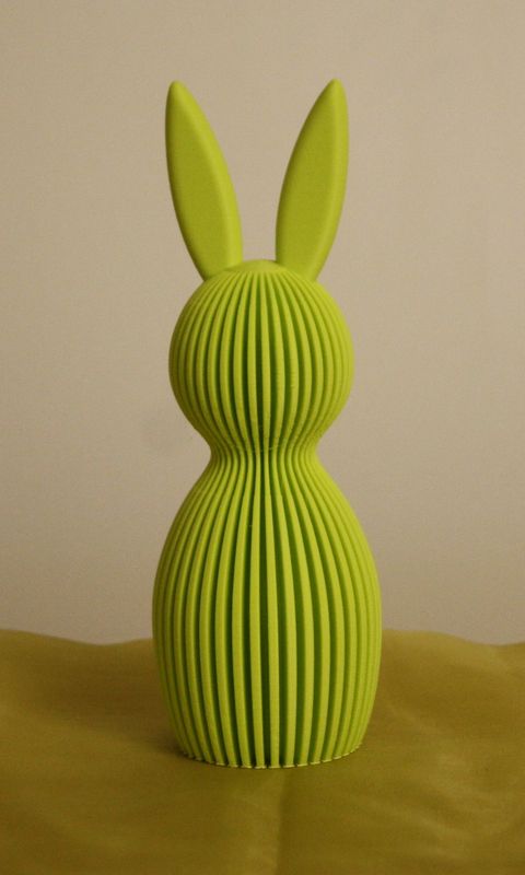 Osterhase " Standart " 14cm Hoch im modernen Rippendesign.