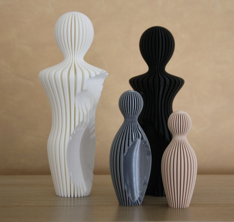 Familie im modernen Rippendesign