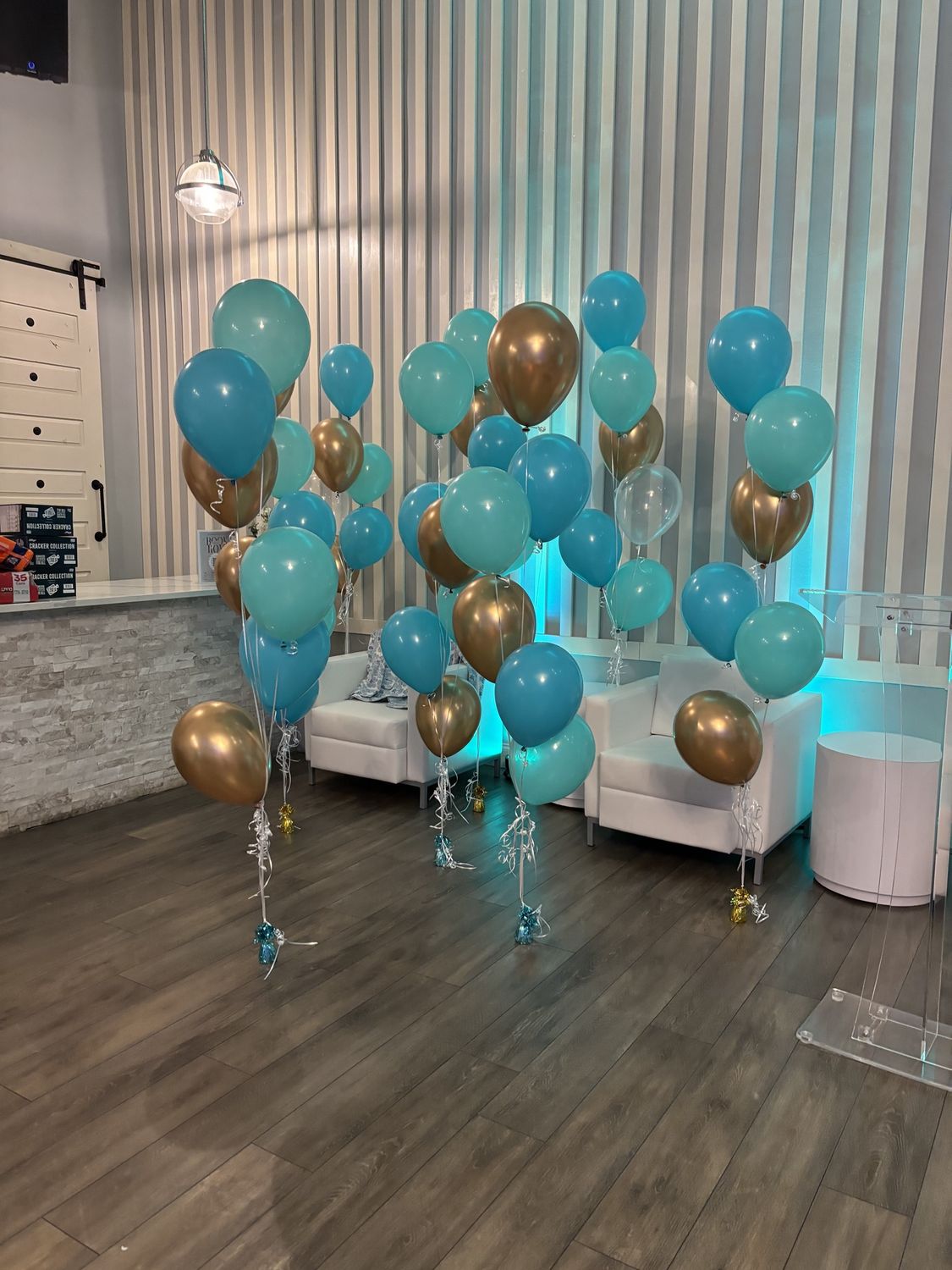 Latex Bouquets (w/ helium, hi-float &amp; weight)