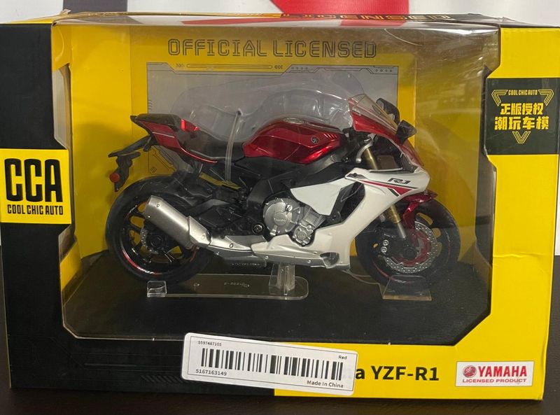 MOTO A ESCALA YAMAHA R1