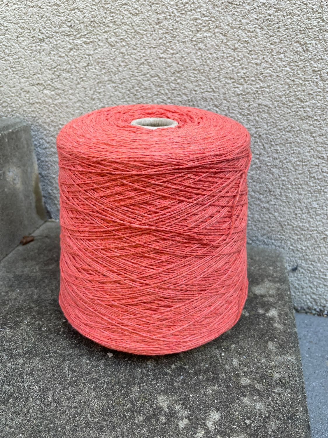 LP Coarshair cashmere, 433m/100 gr, 100% cashmere  LACHS(Corallo mel)