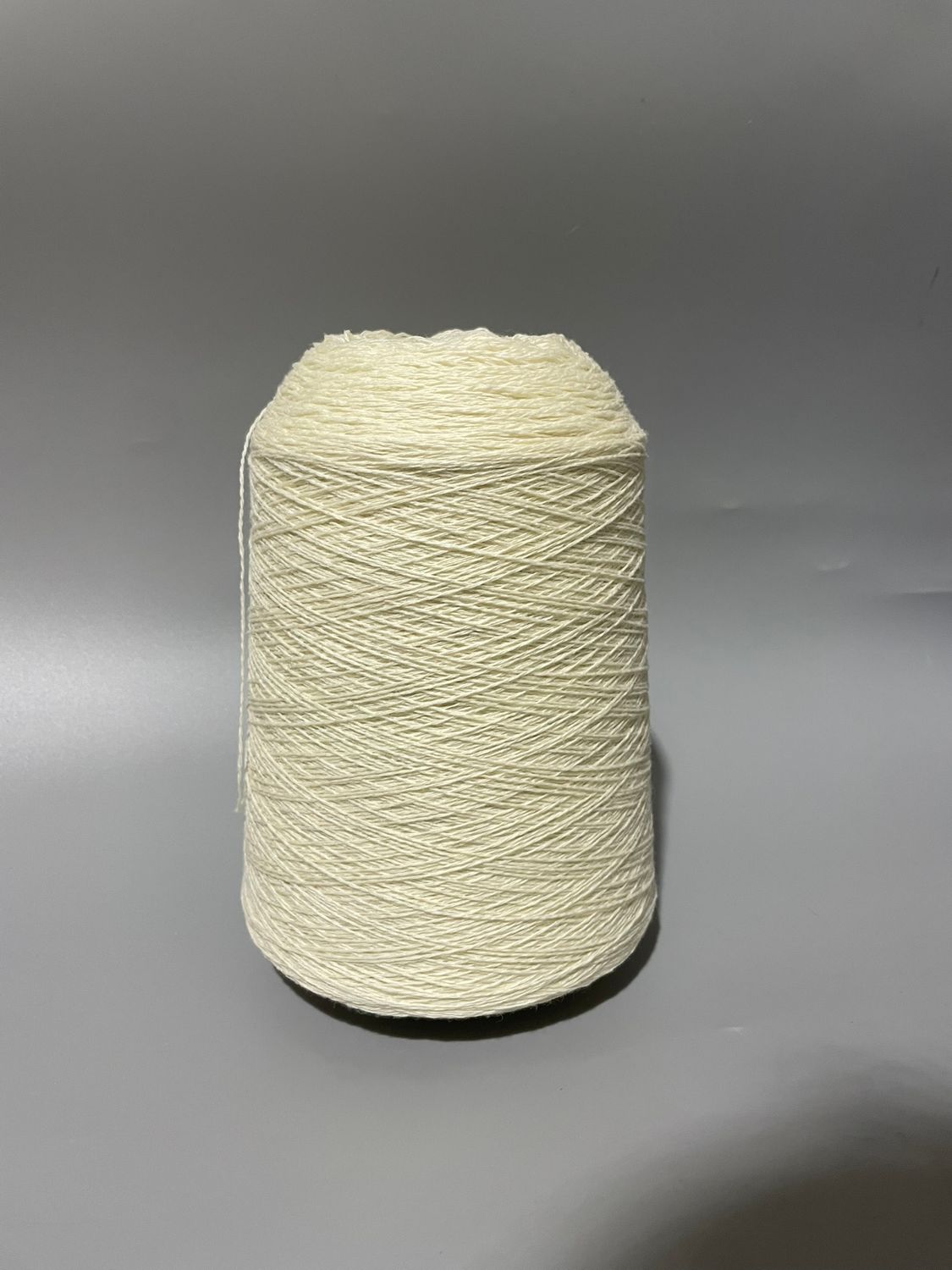 PROFILO Futura 900m/100 gr, 50% cashmere 50% merino