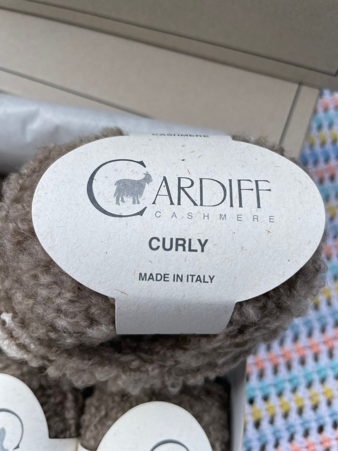 Cardiff Curly boucle beige (103)