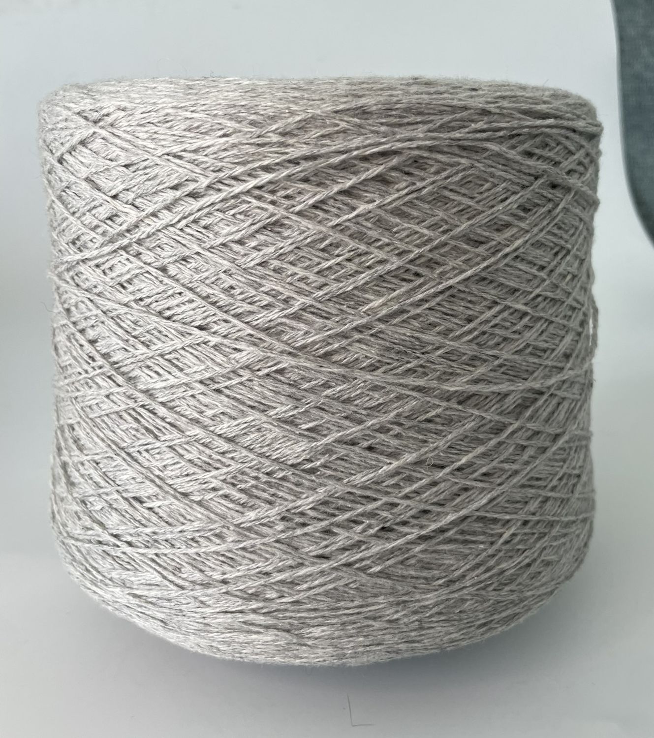 340GR  G&amp;G filati Divino 466m/100gr, 70% cashmere 30% silk light gray
