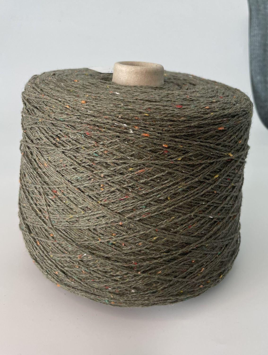 G&amp;G Filati Tweedwool 350m/100 gr, KHAKI, 70% Merino 30%Silk