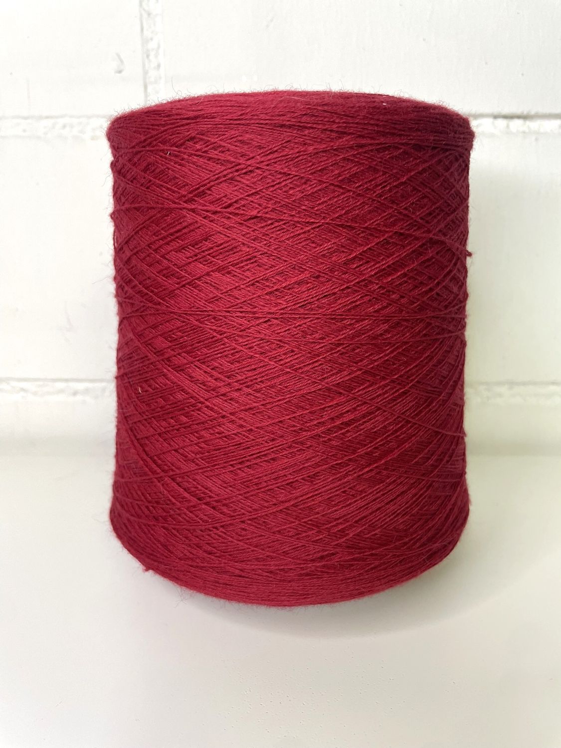 Profilo DALIA 1100m/100 gr, 100% merino wool RED