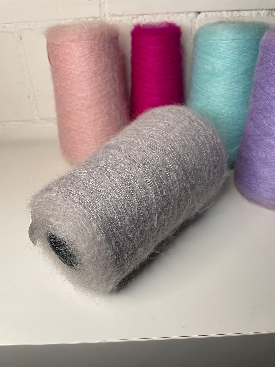 DIAMANT Super kid 950m/100gr, 70%Superkidmohair 30 PA, grey