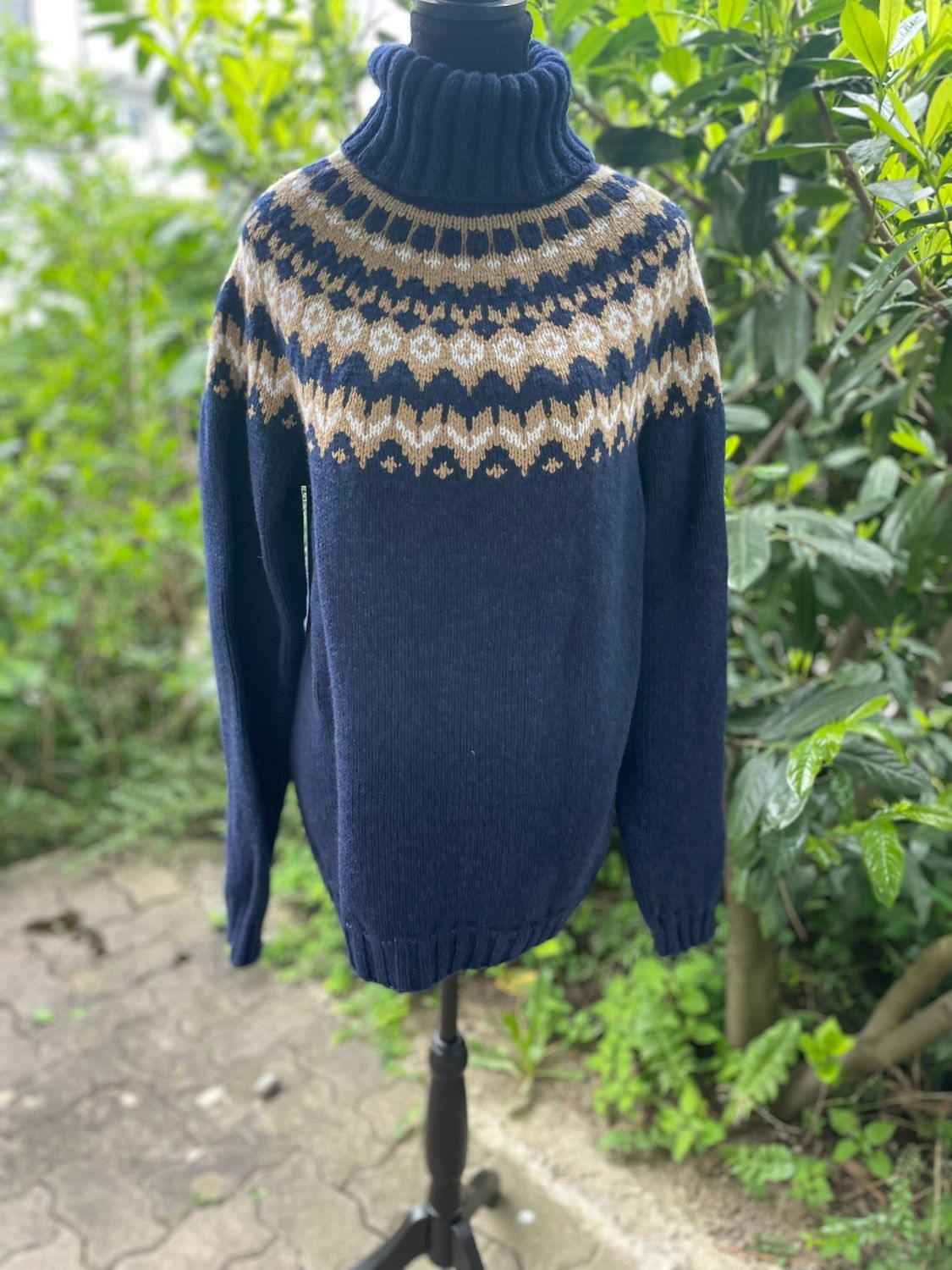 LOPI sweater, 100% wool, navy/beige, Large Men L