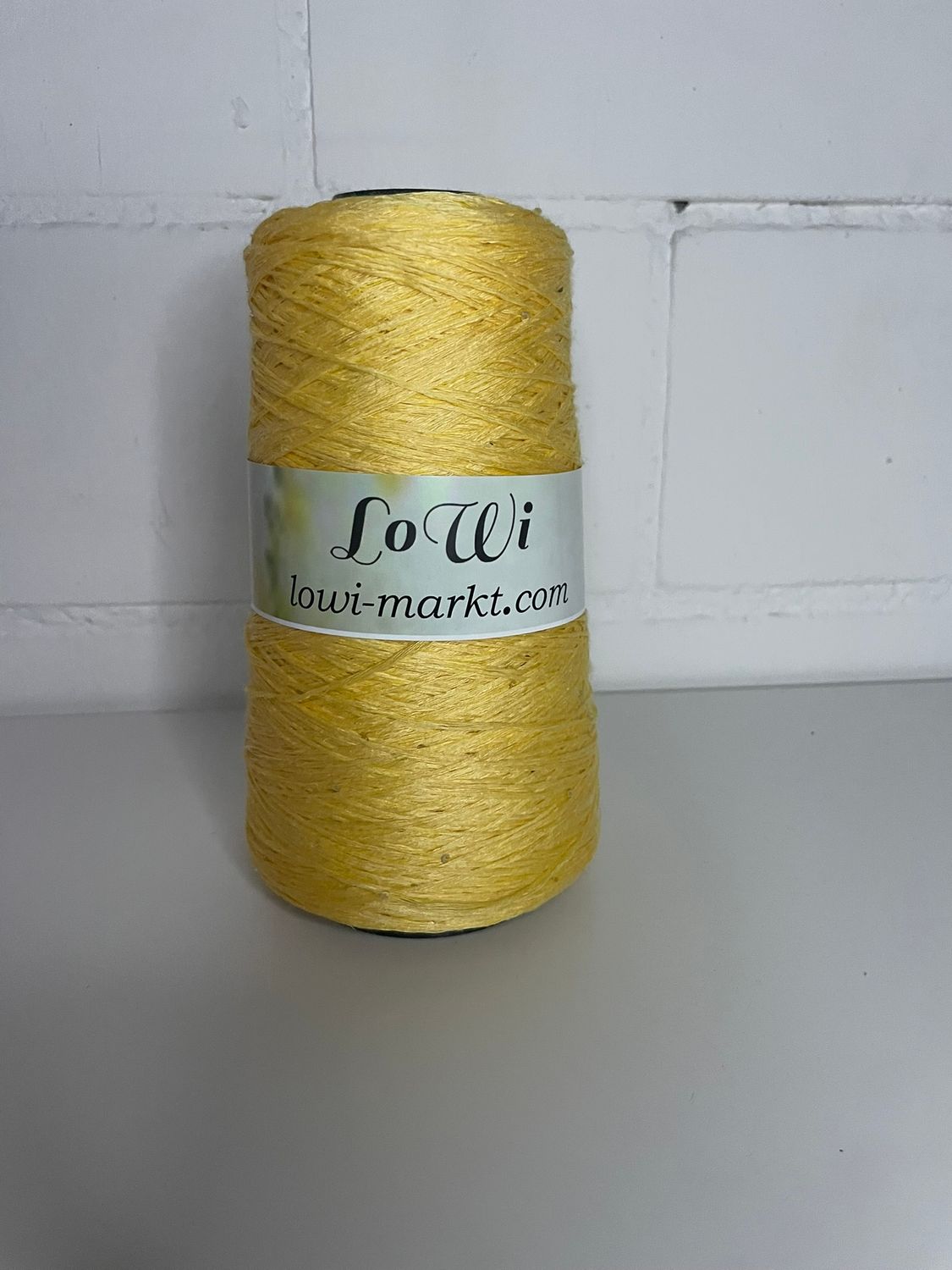 Filati Naturali 350m/100g, 100% linen, yellow with silver sequins 1mm