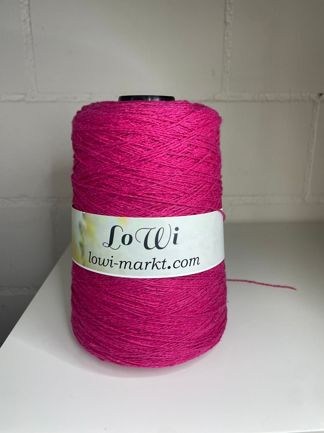 310 gr Bourette silk, 350m/100g, 100% bourette silk, No. 126 BOTAN