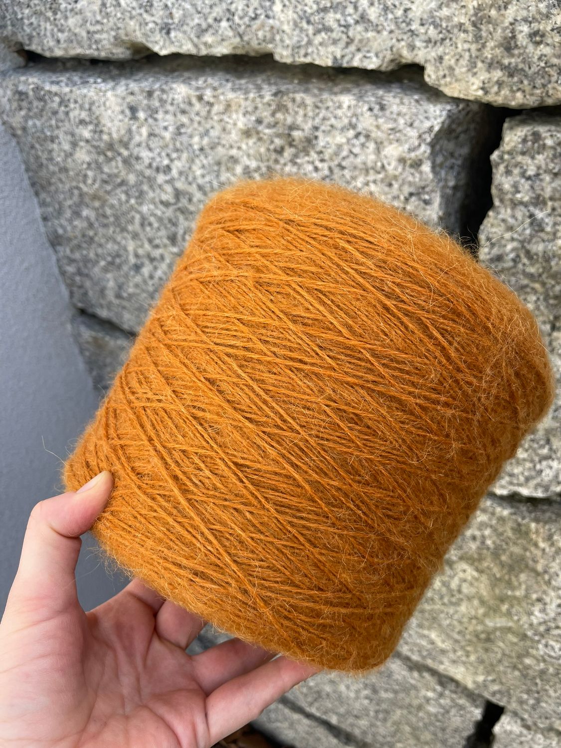 535 gr GALA 300m/100 gr, 70% extrafine merino wool 30% alpaca 100gr