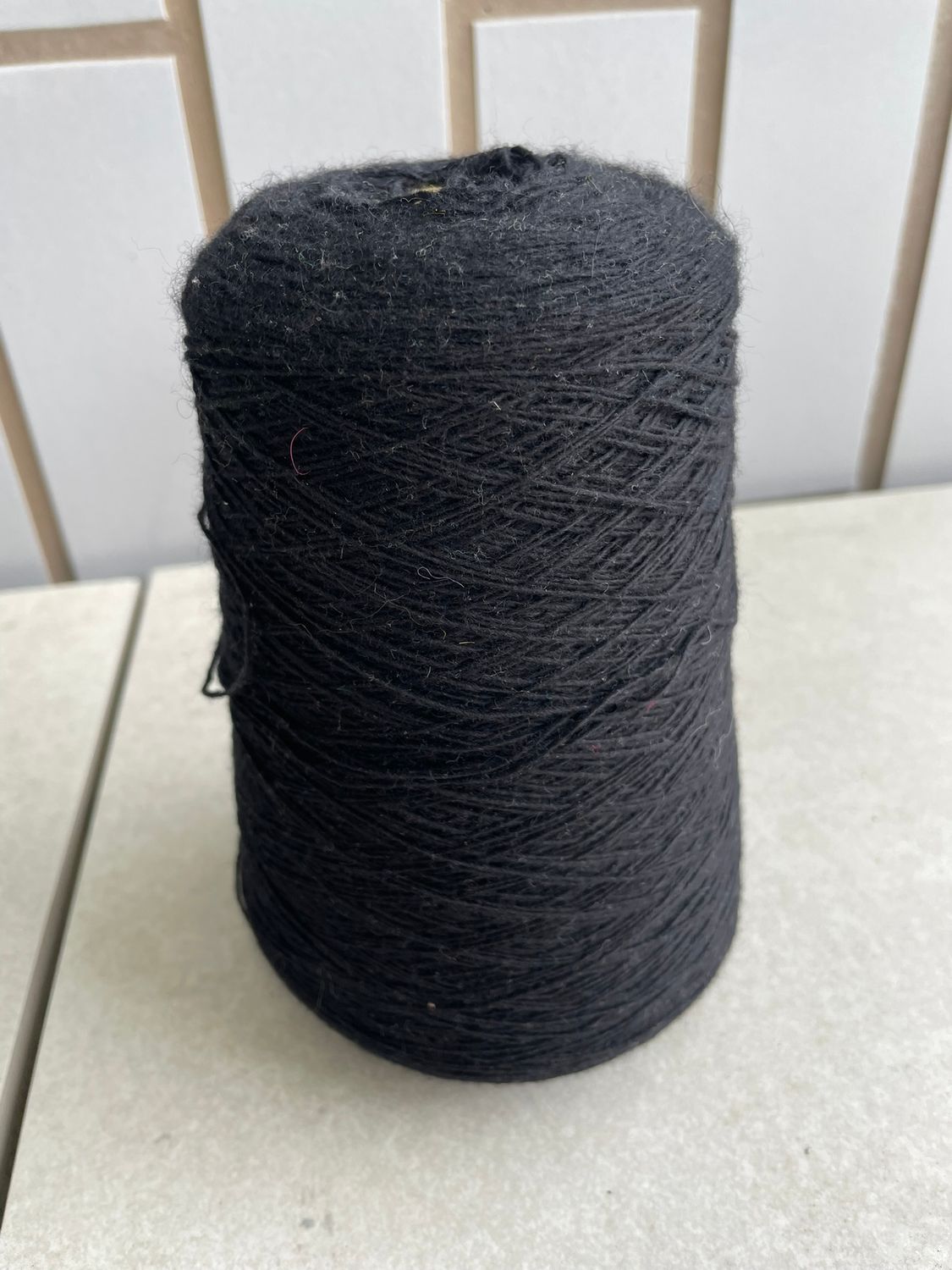 240 gr Luxus Cashmere ARAN, 600m/100 gr, 100% cashmere black