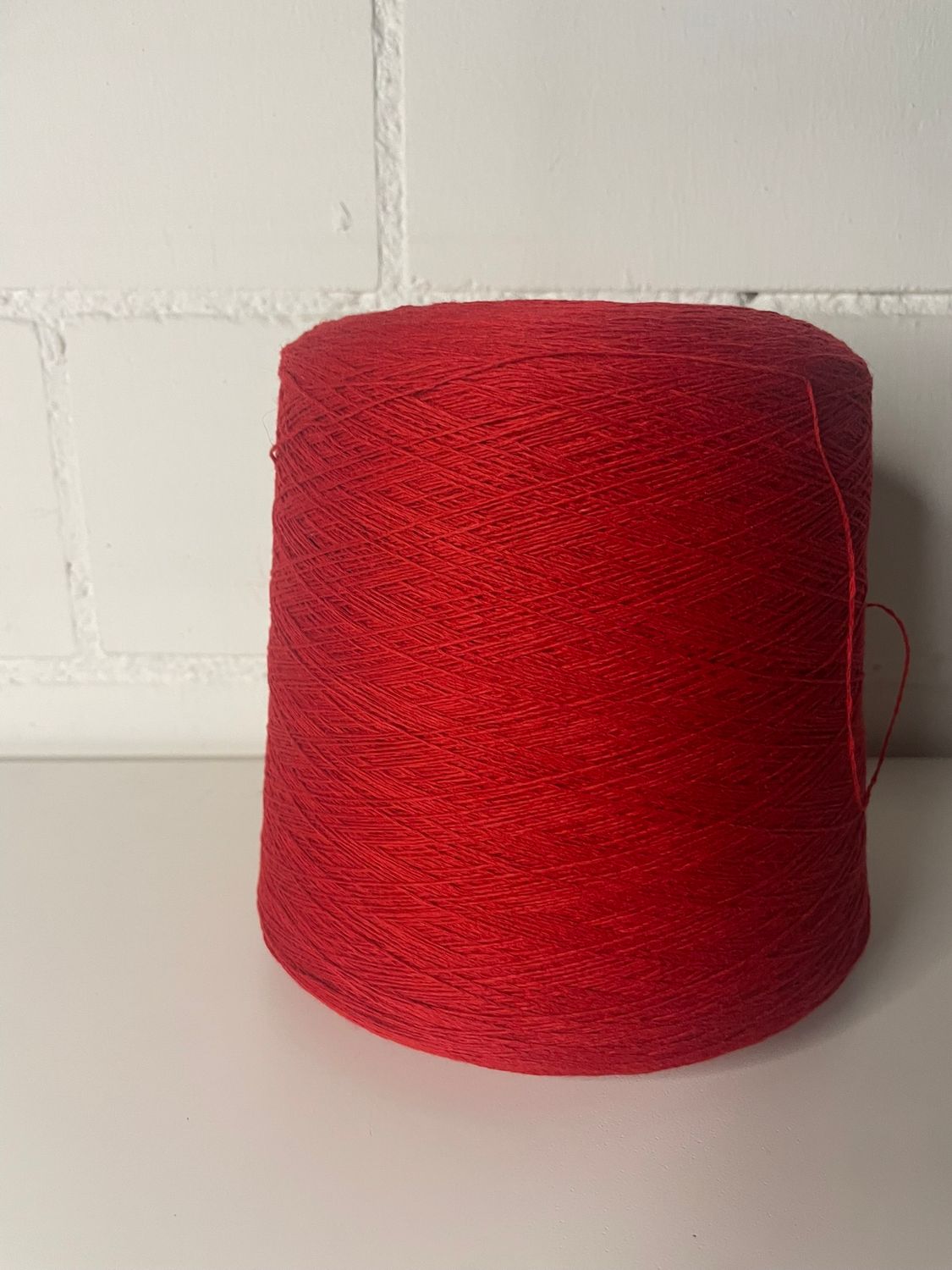 480 gr LUXUS Cashmere Carriaggi, 350m/100gr(2 threads pro 700m/100 gr), 100% cashmere red