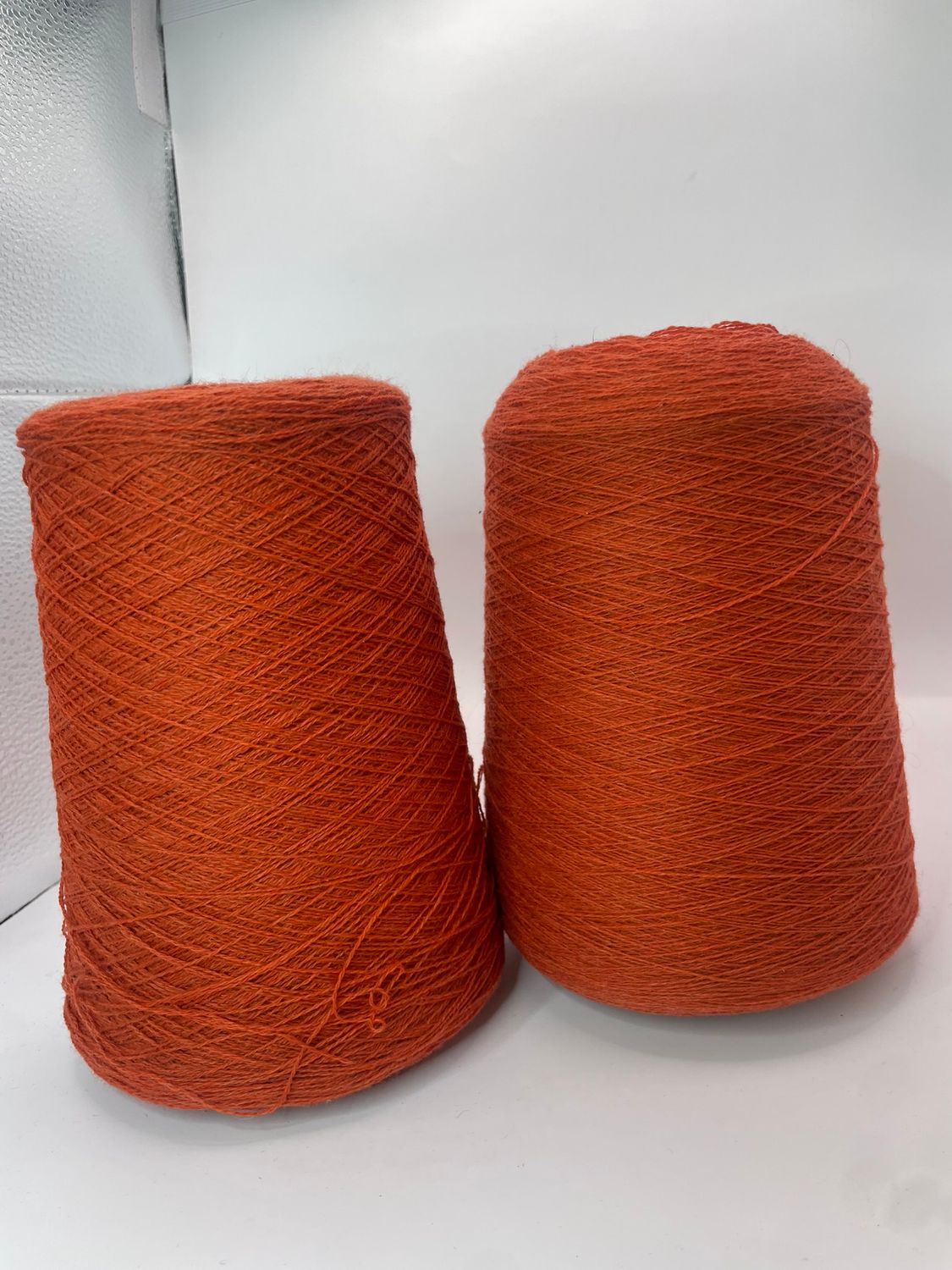 400 gr  Luxury cashmere 1400m/100g, 100% cashmere, dark orange