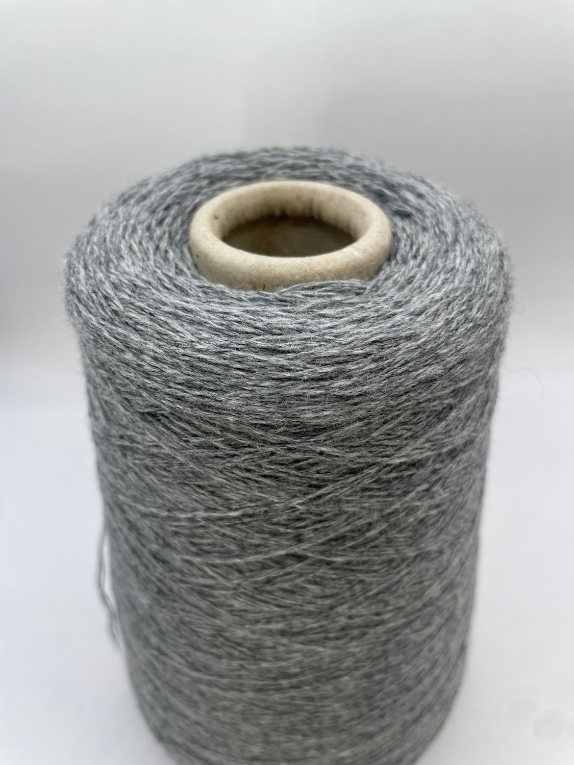 270Gr  LUXUS Cashmere SUPREME, 750m/100 gr, 100% cashmere grey