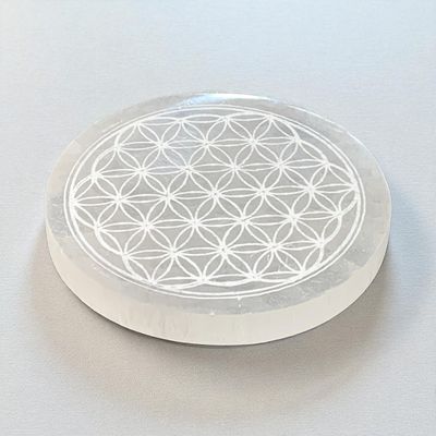 SELENITE​ DISCO INCISO FIORE DELLA VITA
