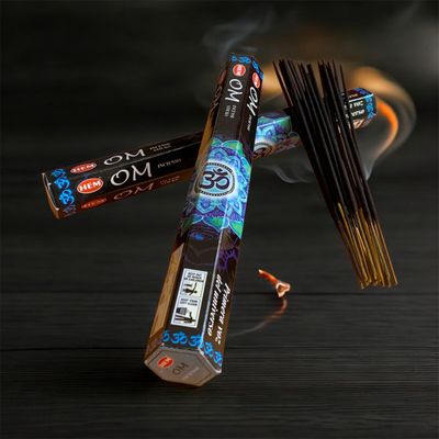 BASTONCINI INCENSO OM​