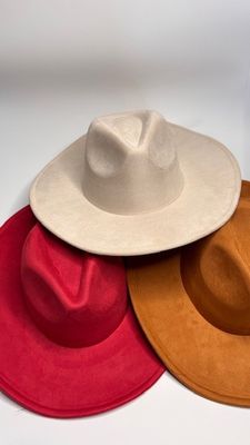 Fedora velours crème