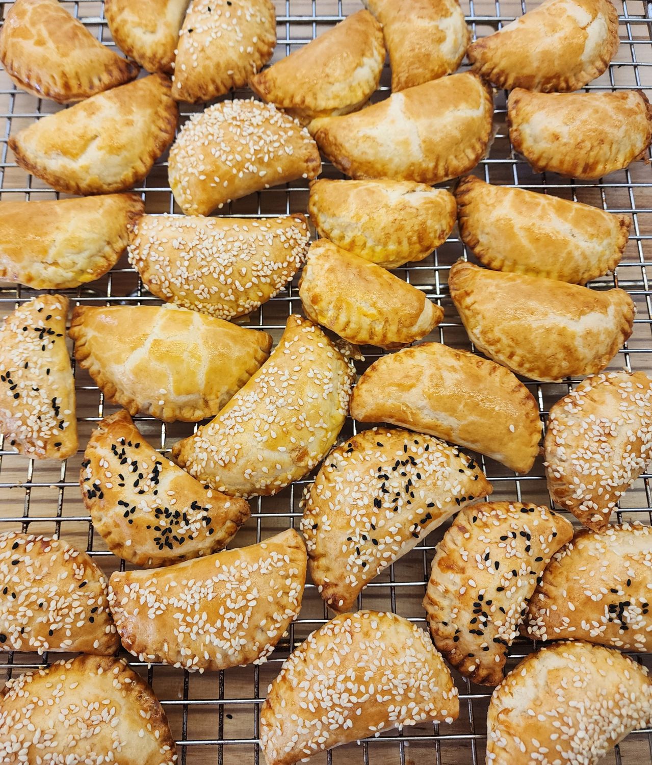 Spinach & Cheese Hand Pies - "Burikitas" (10 pieces) Spinach & Cheese Hand Pies - "Burikitas" (10 pieces)
