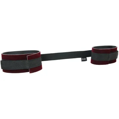 Sex &amp; Mischief Enchanted Spreader Bar