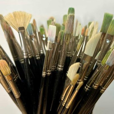 Oil Brushes