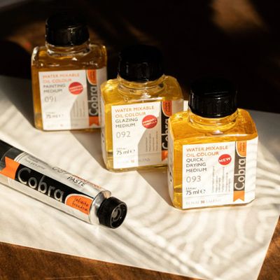 Cobra Mediums &amp; Varnish