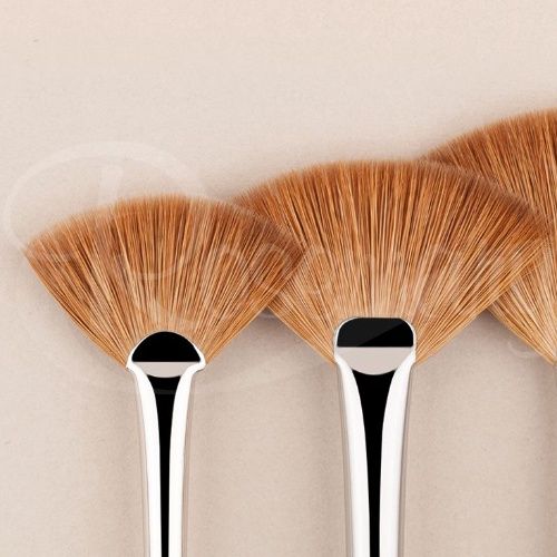 Rosemary KolinskySable Ser52 fan1