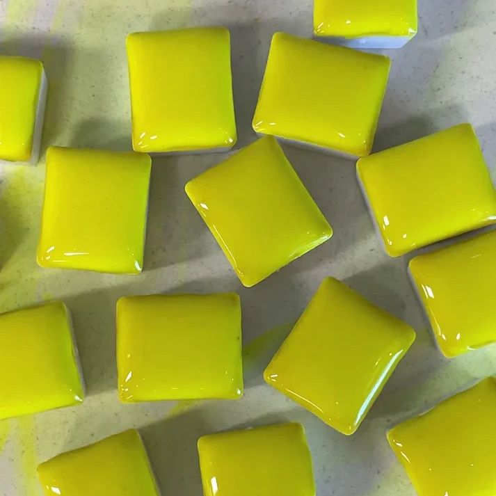 Stoneground Krypton Yell Gouache S3