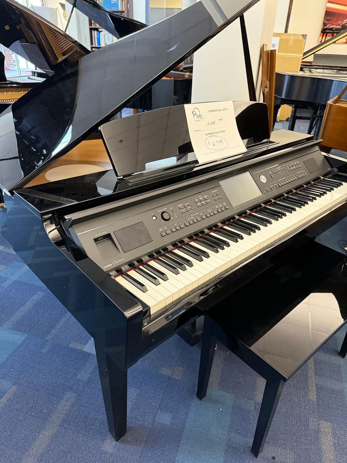 ​Yamaha CVP 709 hybrid Mini Grand.
