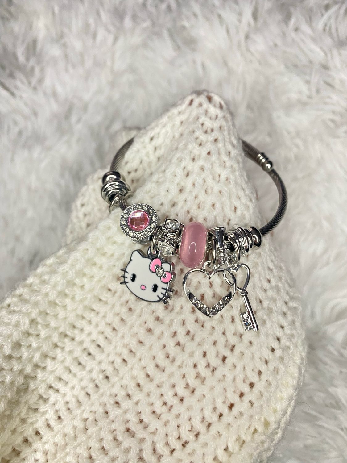 HeIIo Kitty Pink Charm Bangle Bracelet