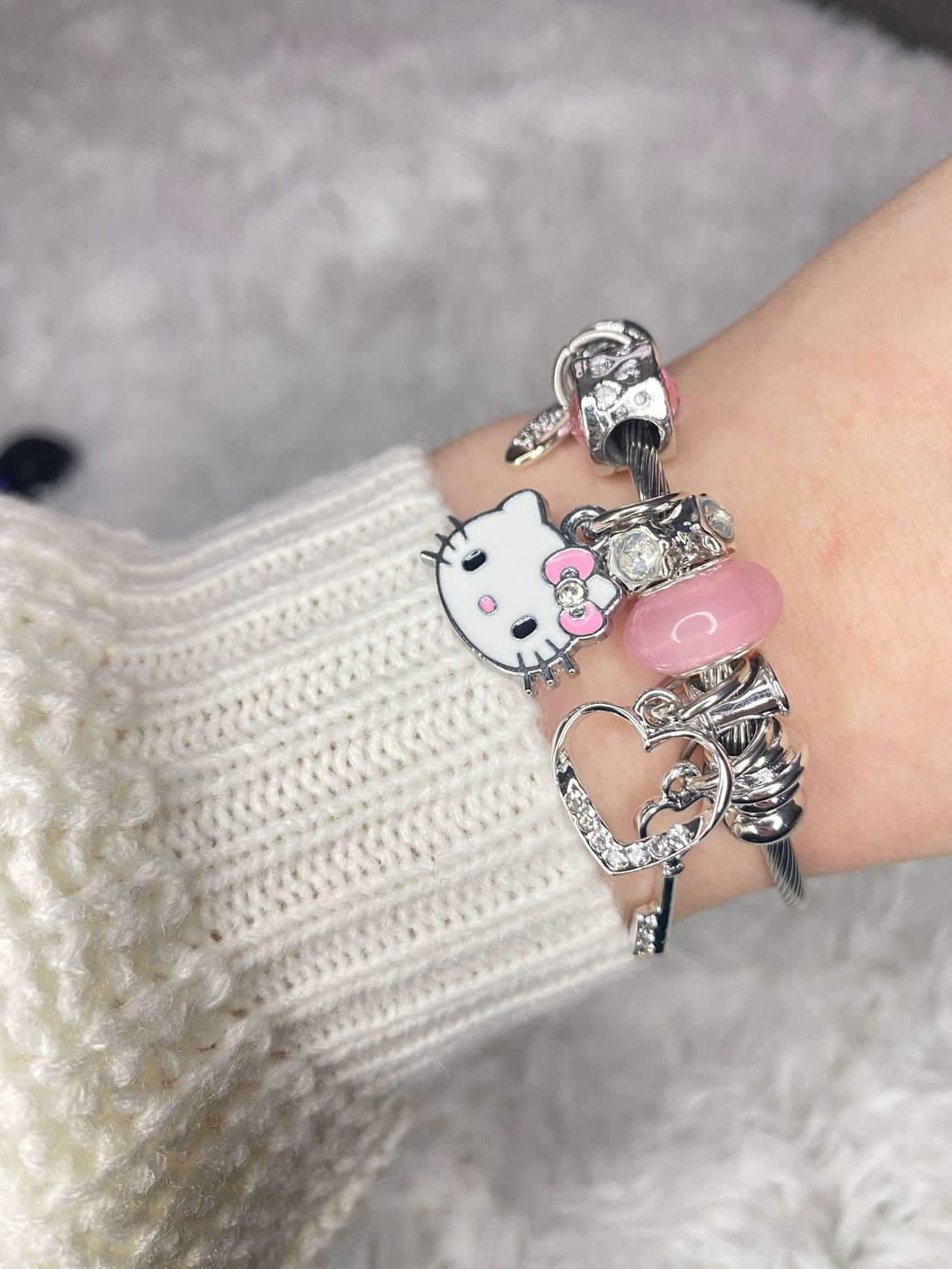 HeIIo Kitty Pink Charm Bangle Bracelet