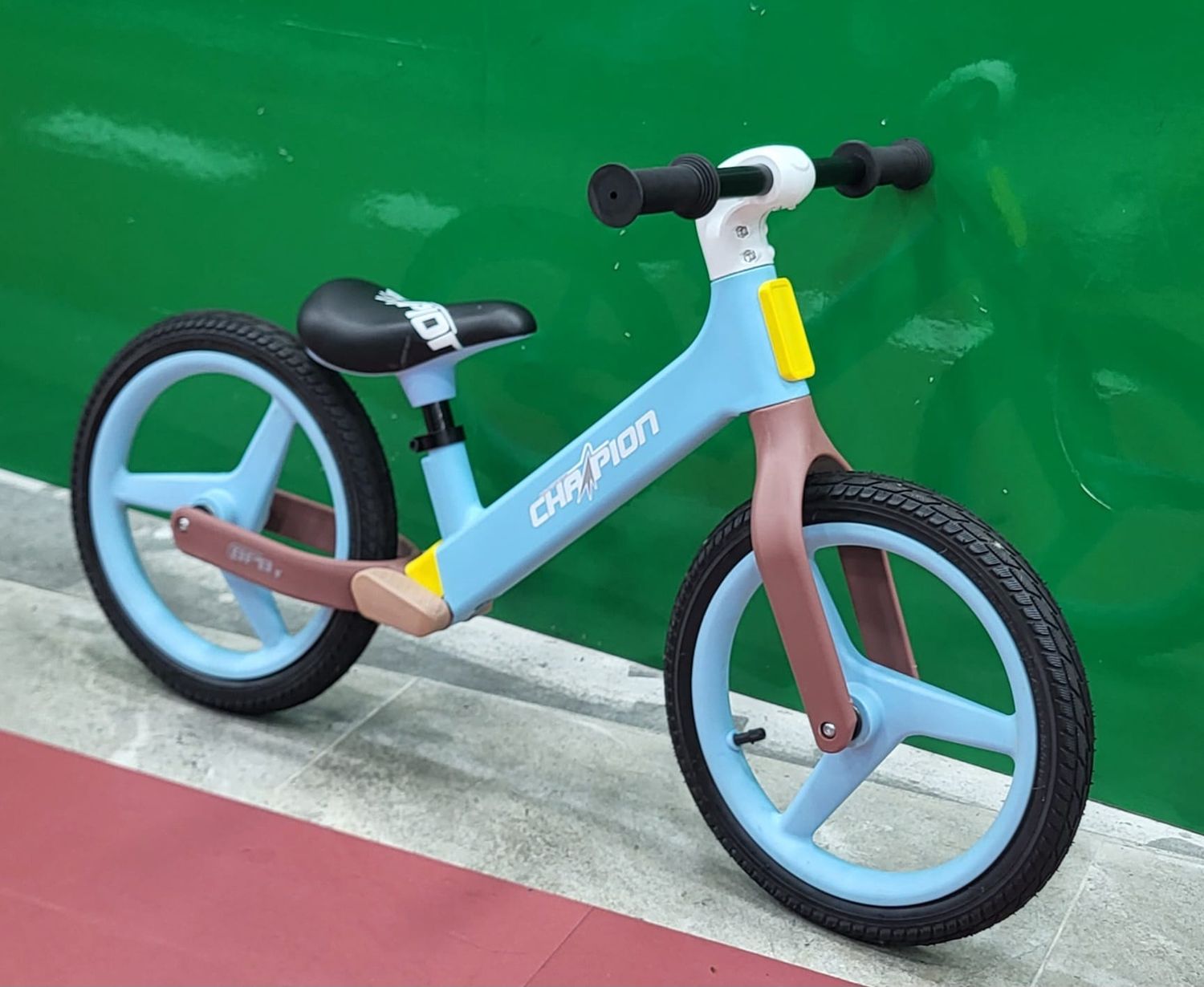 Champion Balance Bike FM023